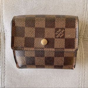 Louis Vuitton Damier Compact Wallet ✨